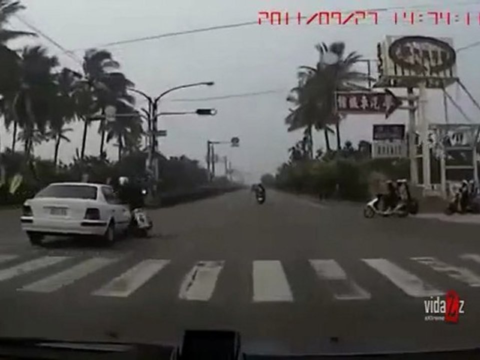 Balraj Robogós kanyarodik SHOCK!