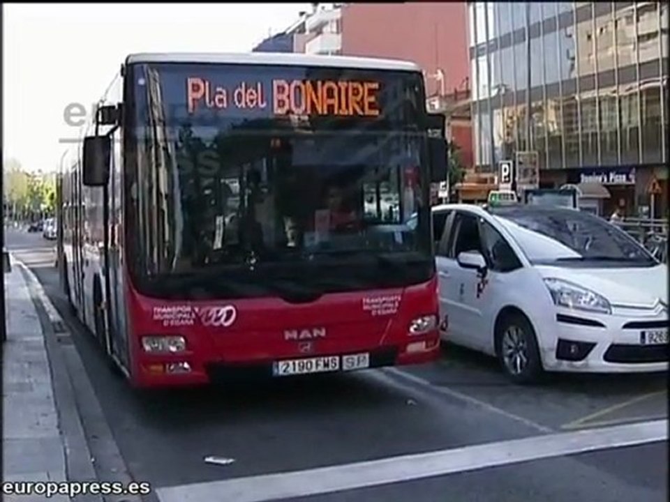 Incorporan mensajes en los pasos de peatones