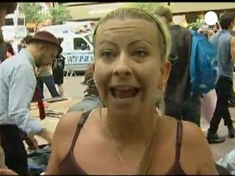 Los indignados de Wall Street protestan ante el...