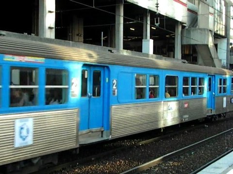 BB 808588 & rame RIO TER-Centre 28-09-2011