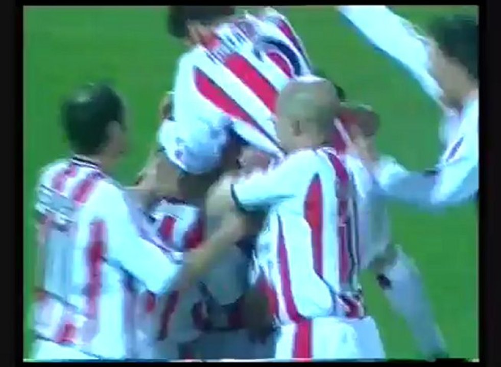 olympiakos paok 3-2 2001