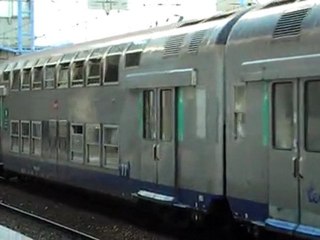 BB 808597 & rame VO2N TER-Picardie   28-09-2011