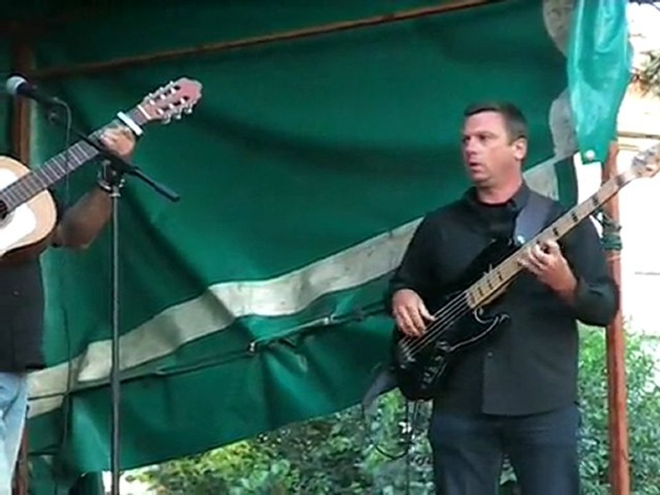 La fête à la cité de l'Aubradou, Festival d'art contemporain de Saint-Florent-sur-Auzonnet