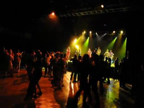 TSB 2011 : Bombes 2 Bal donne le ton (1/10/2011 - Montceau-lesMines)