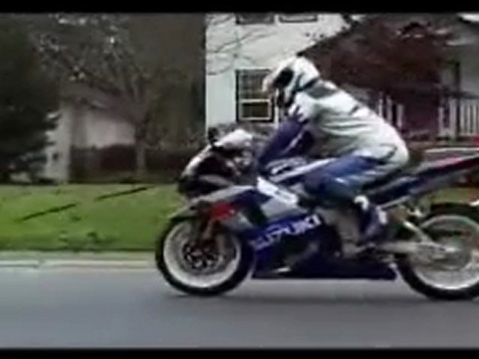 Humour - Pub - Moto Suzuki