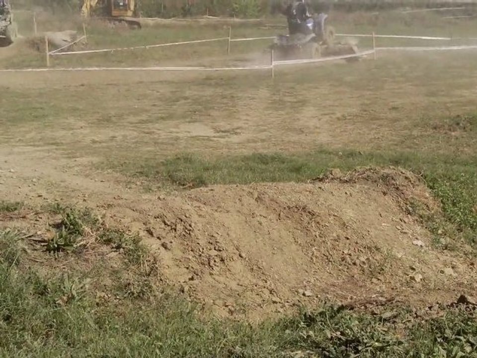 Les crampons cathare filmé par Quad sud ( vidéo 1 )