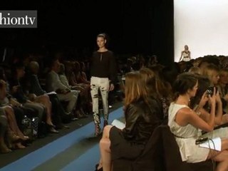 Monique Lhuillier Show - Spring 2012 New York Fashion Week