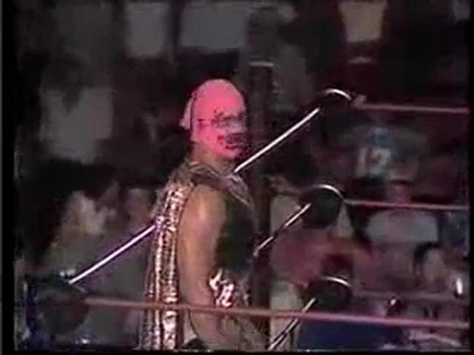Mil Mascaras vs Beautiful Bruce IWA Championship Match.