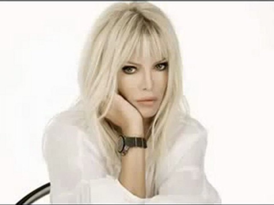 Ajda Pekkan & Tarkan -  2011  Yakar Geçerim HD Yeni