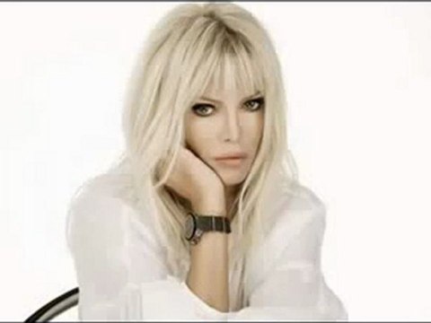 Ajda Pekkan & Tarkan - 2011 Yakar Geçerim HD Yeni