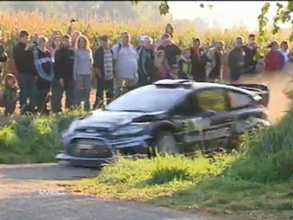 Ogier wins, Hirvonen pulls level with Loeb