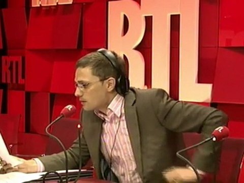 Les Carnets politiques : la défection de Borloo fait grincer des dents