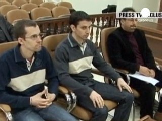 Irán prohíbe salir del país al abogado de los...