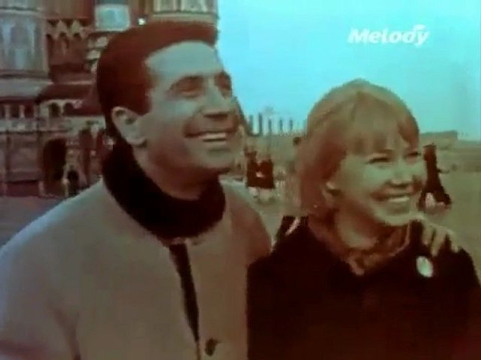 Gilbert Bécaud ♥ Nathalie (+ chant improvisé)