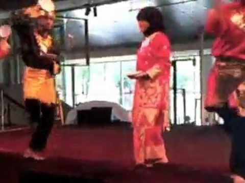 Tari Piring Singapore