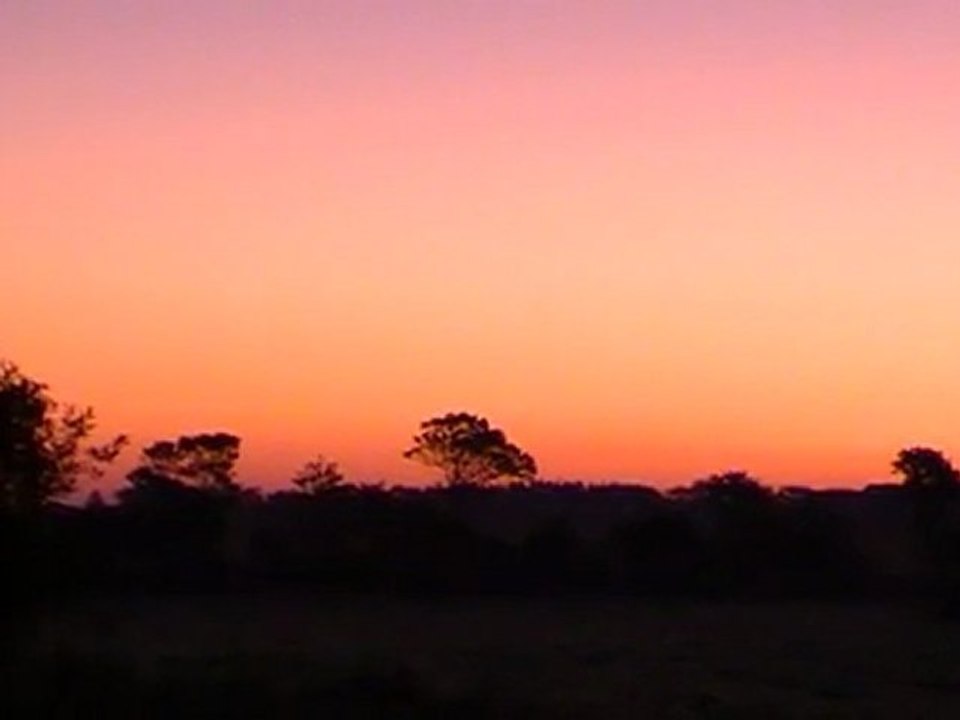 Lever du soleil bretagne ploudaniel 02 10 11