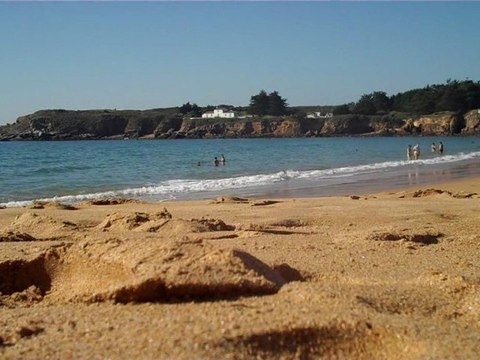 Ile d'Yeu plage des Vieilles, dimanche 2 oct 2011 : Carte Postale Vidéo