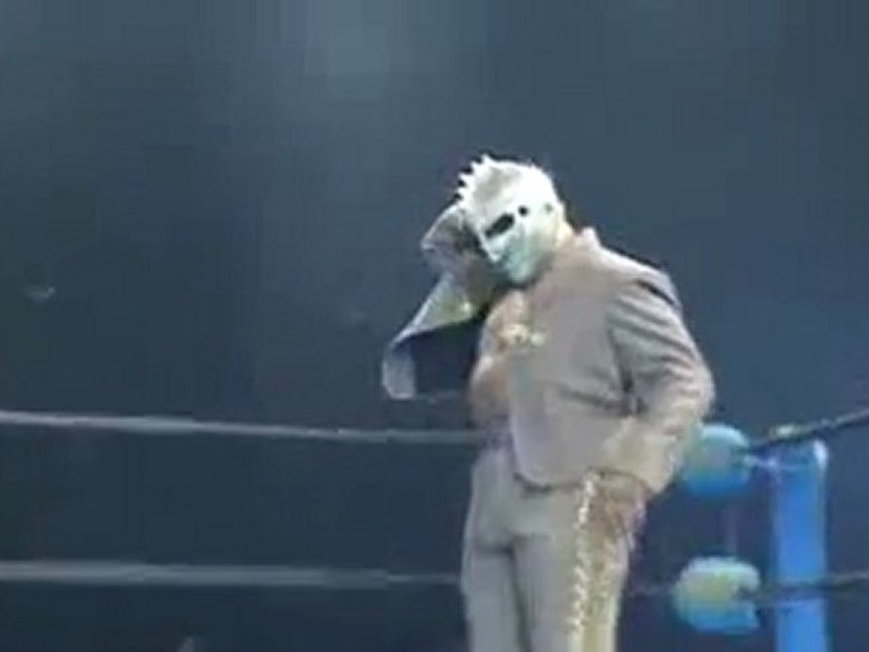 Mil Mascaras vs Pierroth en Japon--PT1.