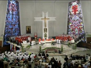 Mroczne Sekrety w przededniu Wiosny Kościoła