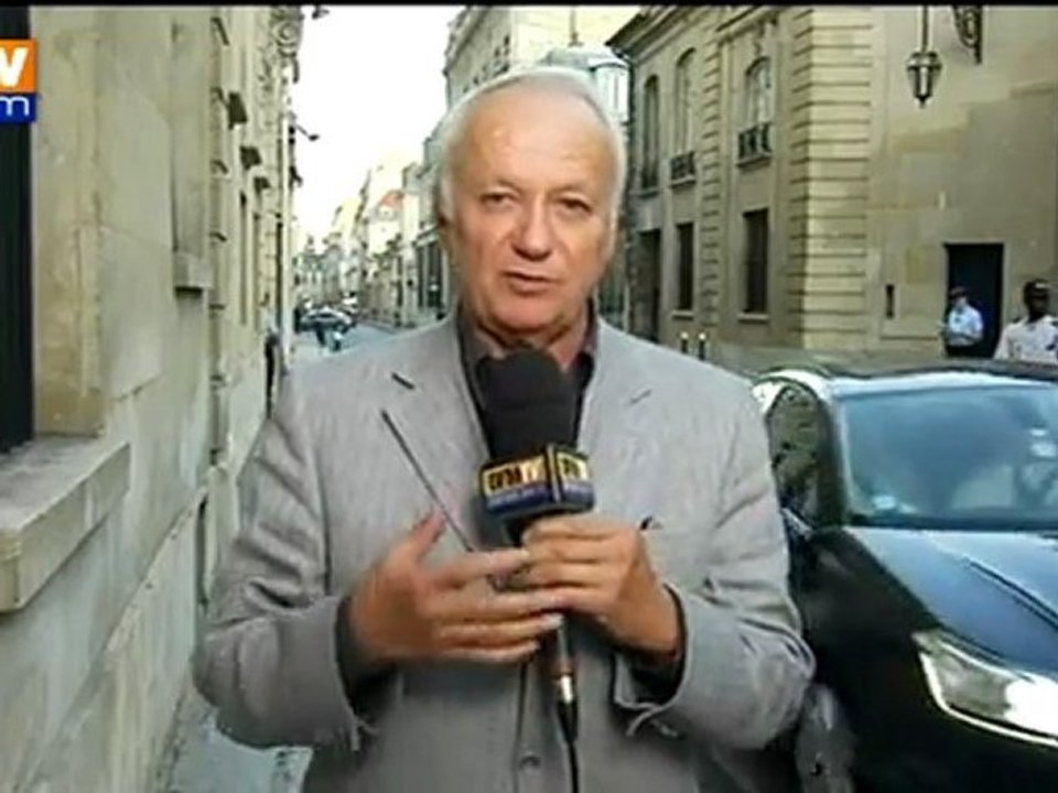 Cavada surpris du retrait "soudain" de Borloo