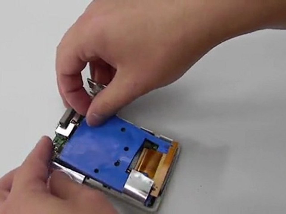 How to install a 2nd Gen iPod Zif Cable