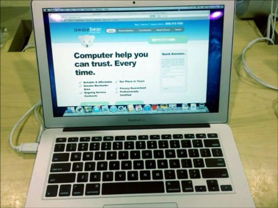 Andre Leite Alves Pittsford NY 2011 MacBook Air in Rochester NY