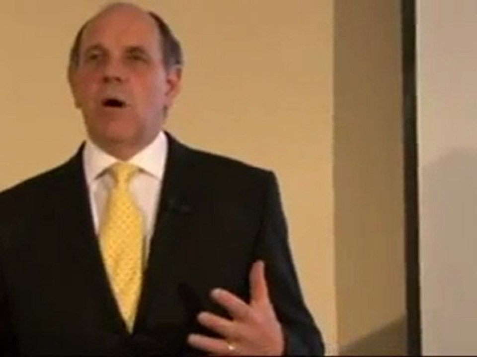 The Courts are Afraid of Us - PLUS The  Lawful Bank (Roger Hayes British Constitution Group)