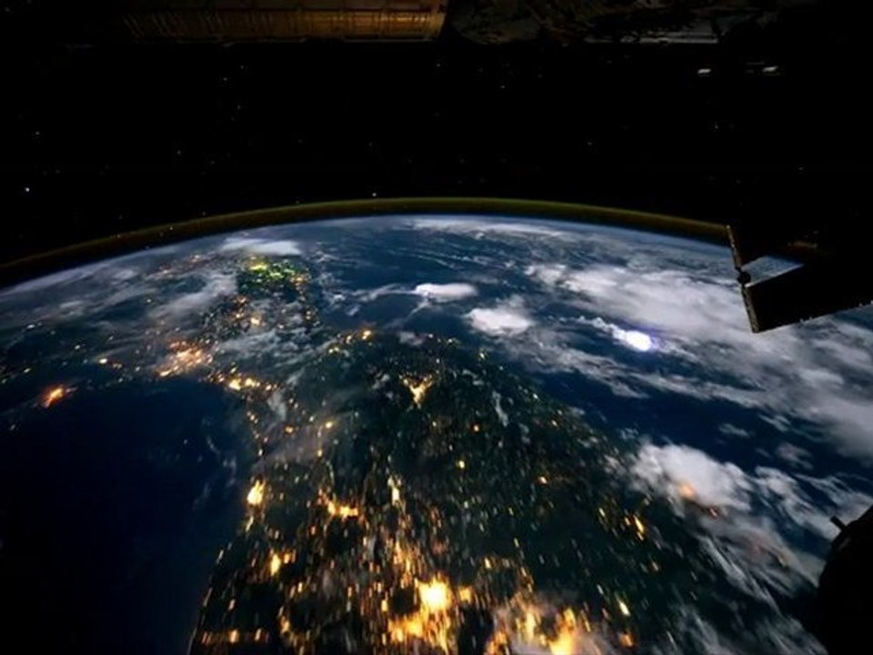 La terre de nuit vu de l'espace