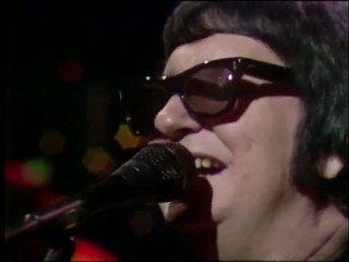 Roy Orbison - Pretty Woman (From "Live At Austin City Limits")