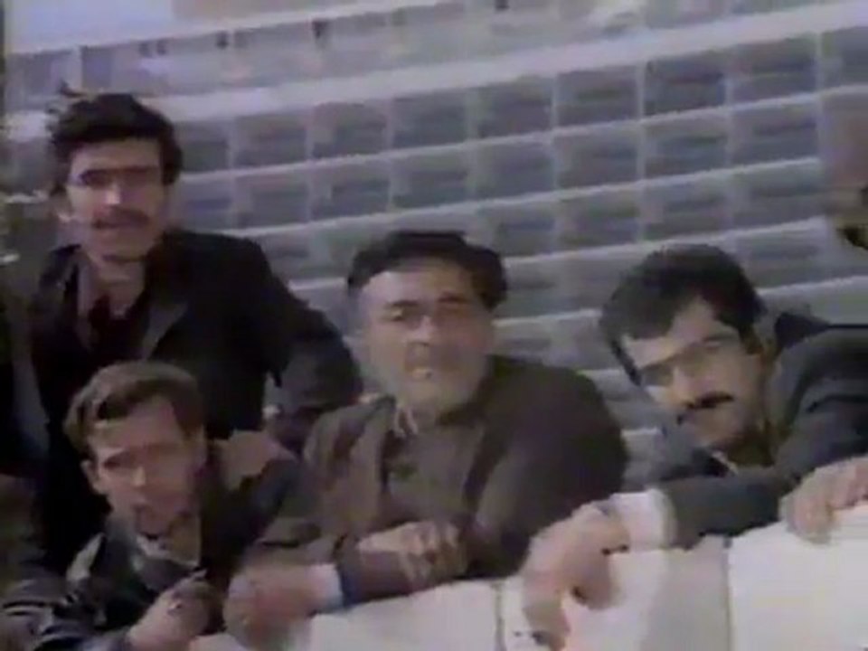 Hülya Koçyiğit(Karanlık Dünyam Benim)Mediha Şenin Sesi İle