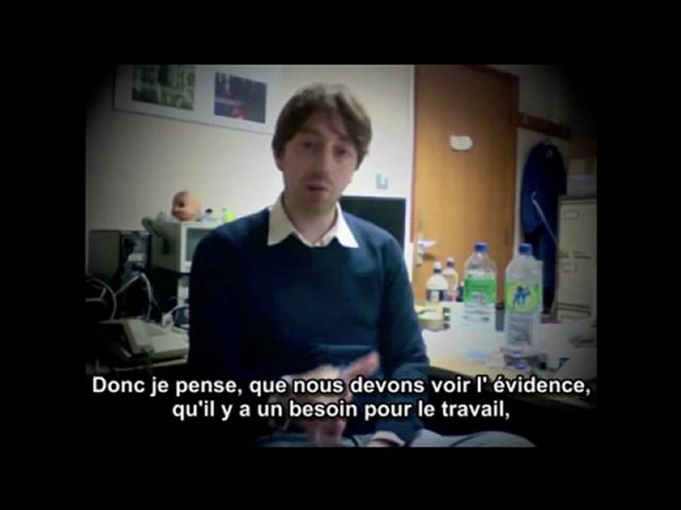 Mark Gasson / RFID / VIRUS / CANCER et contrôle mondial de la population. VOSTFR