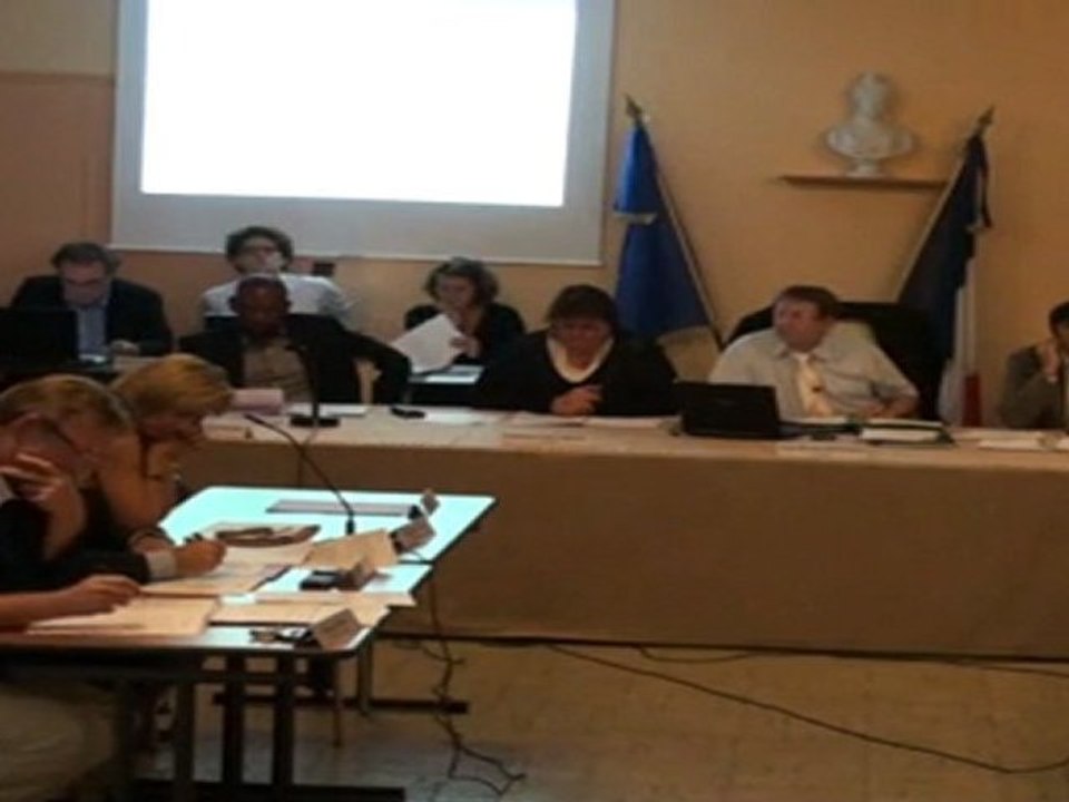 Séance du 23 septembre 2011 - Compte-rendu de délégations