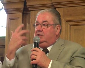 Daniel Vaillant:  la lutte exclusion c'est le rôle de l'Etat (conférence Carré Biffin Paris 18e)