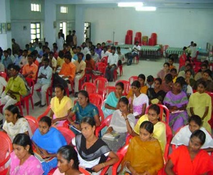KVR COLLEGE NANDIGAMA BLOOD DONATION - RED CROSS VIJAYAWADA ON 20-10-2008