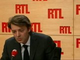 François Baroin, ministre de l'Economie, des Finances et de l'Industrie : 