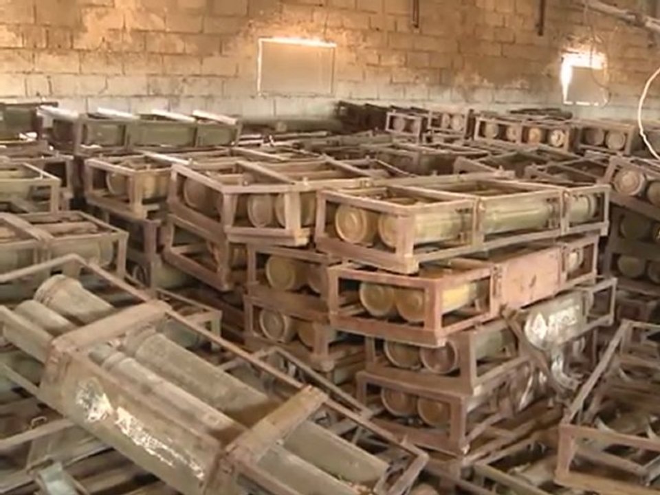 Kadhafi birthplace overrun as Libya rulers tweak govt