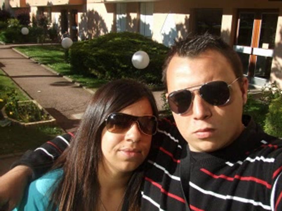 Aia42 Feat PDF (Amour Amor) 2011