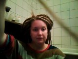 Making dreadlocks in short hair with extensions