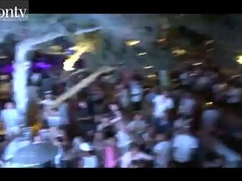 Isabeli Fontana @ Dosso Dossi Fashion Show - Istanbul 2011