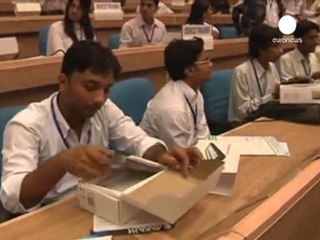 L'India sfida Apple e lancia un iPad low cost