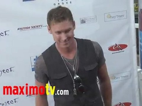 Kasey Kahl at AUTISM IS AWESOMISM to Benefit The Miracle Project