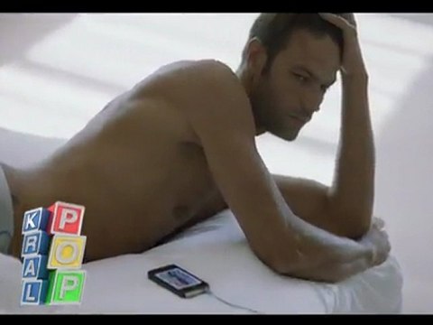 Ajda Pekkan - Arada Sırada | Yepyeni Klip - 2011