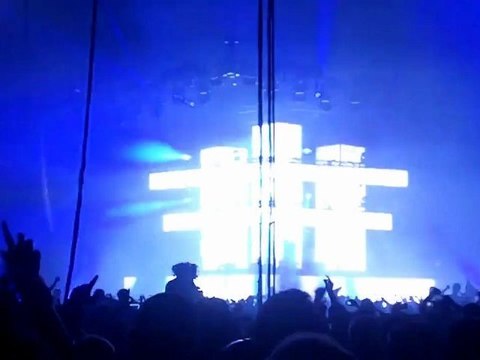 SWEDISH HOUSE MAFIA @Alexandra Palace, London 28./29.05.2011 FULL SET PART#3 by house-injection.com