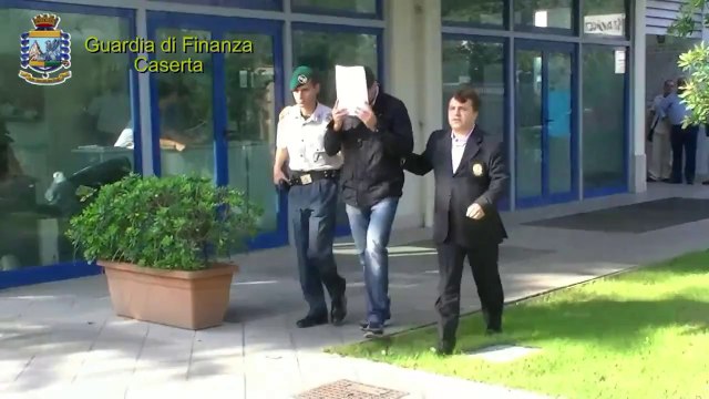 Caserta - Operazione Kosmos - Riciclaggio, 25 arresti e sequestri per 130 milioni