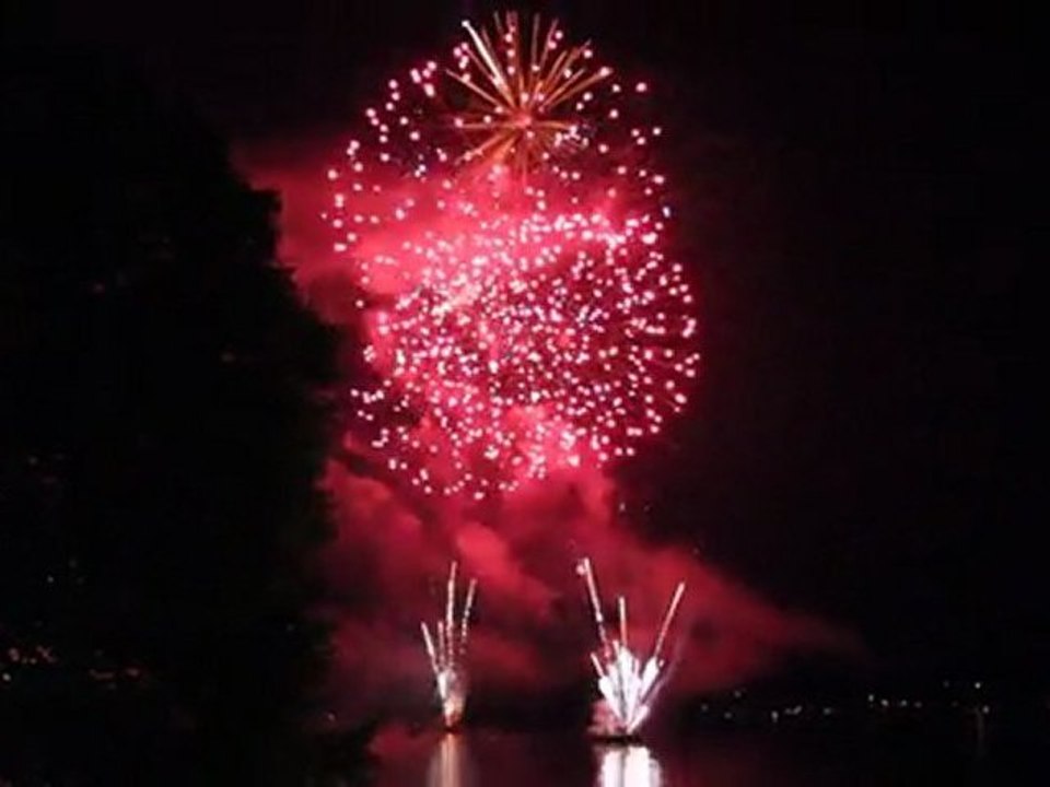 Feu d'Artifice - Fête des Vendanges - Neuchâtel - 2011