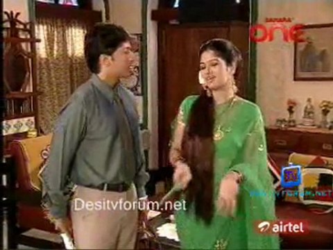 Woh Rehne Wali Mehlon Ki - 6th October 2011 - pt2