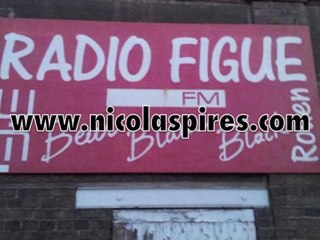 Interview de Nicolas Pirès ( auteur d "Un Bouquet d'oeillets rouges") à Radio Figue le 05/10/2011