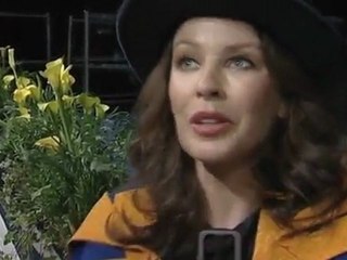 Kylie Minogue awarded honorary doctorate