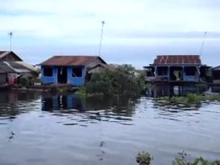 Tonle Sap, village flottant