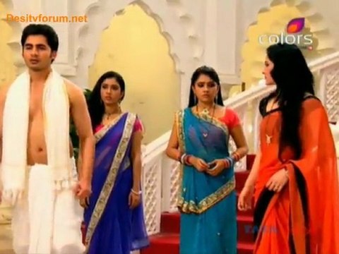 Hamari Saas Leela - 7th October 2011 Watch Video Online p1
